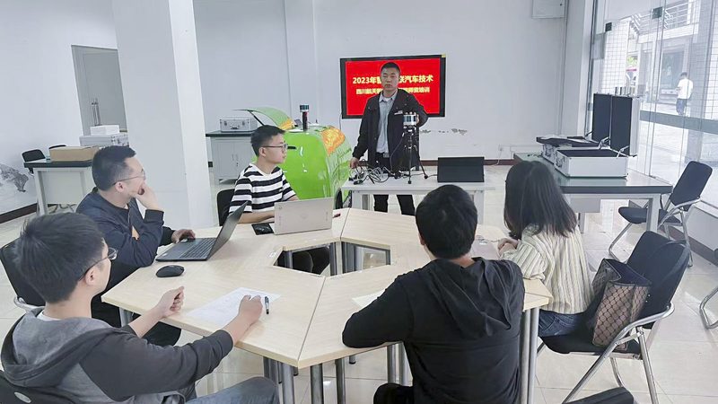 在线教育课程定价代理政策：揭秘背后的逻辑与考量