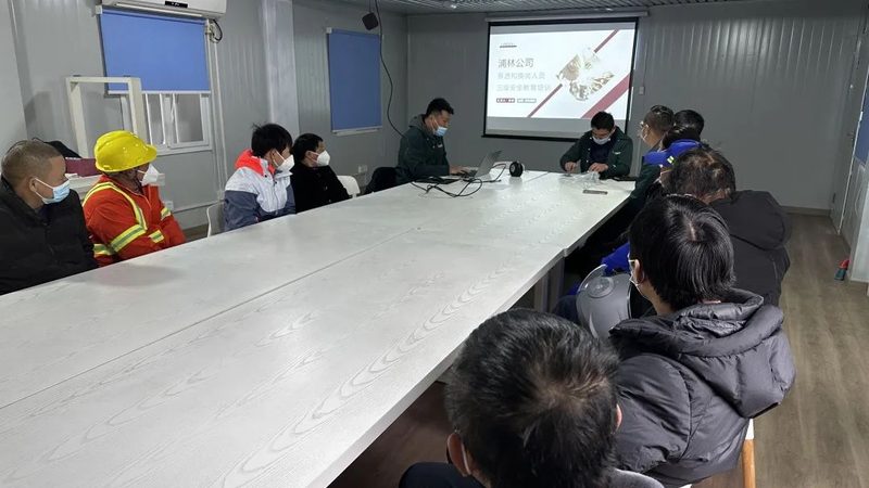 为了避免在成人高考报名过程中出现材料审核不通过的情况，以下是一些建议：