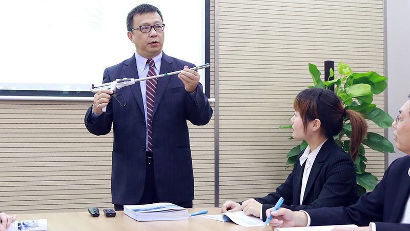 企业内训机构定制课程，如何精准匹配企业需求？**